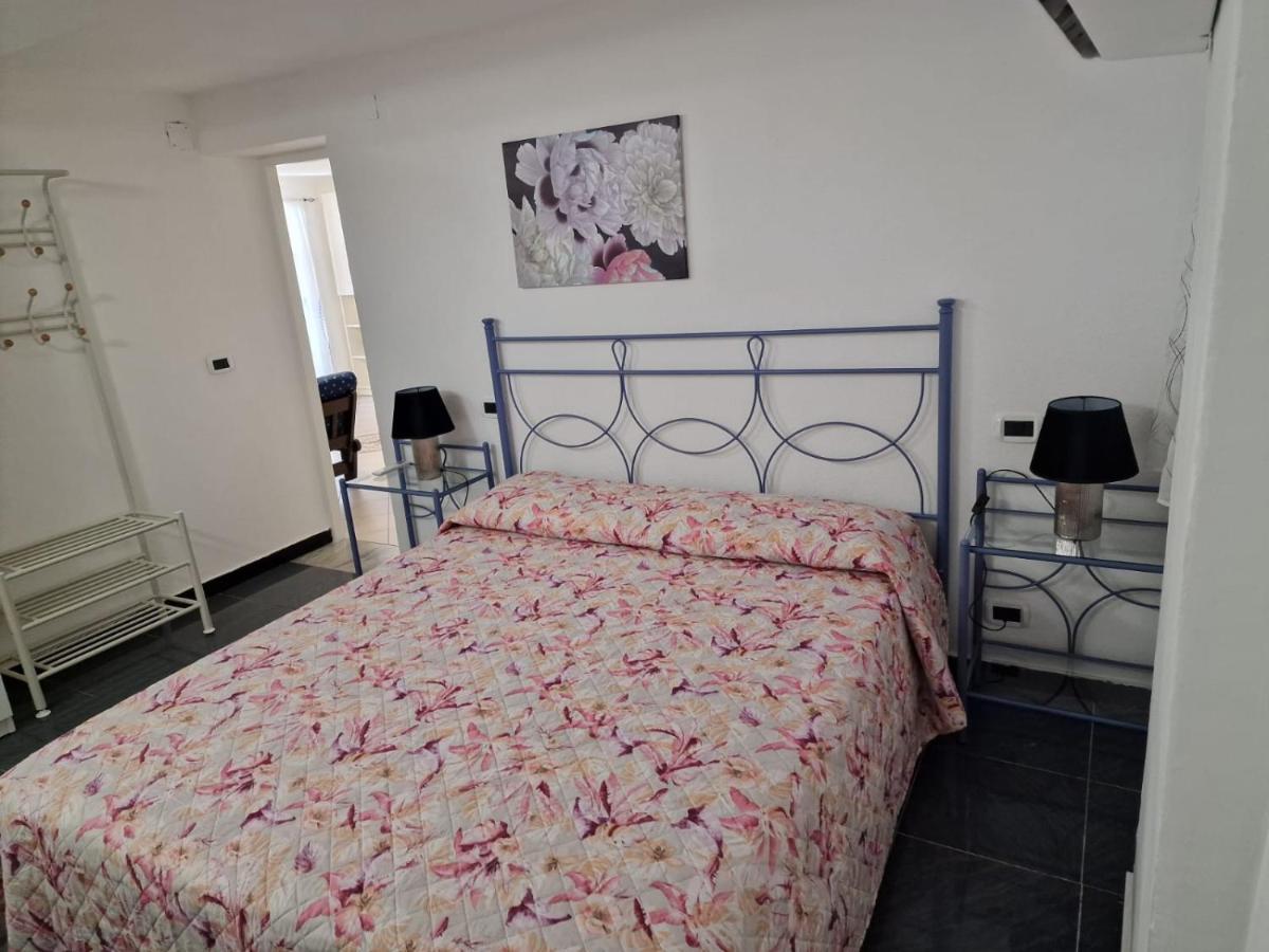 La Casa Minou Lägenhet Genua Exteriör bild