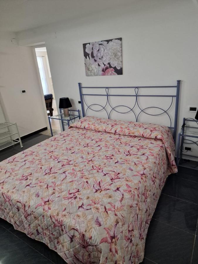 La Casa Minou Lägenhet Genua Exteriör bild